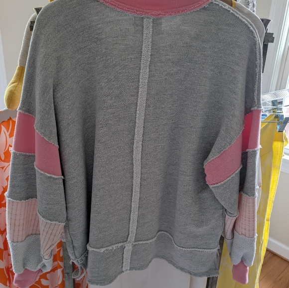 BUCKETLIST Cream and Navy V-Neck Sweater - Picture 8 of 10